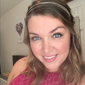 Meet your Posher, Tanya